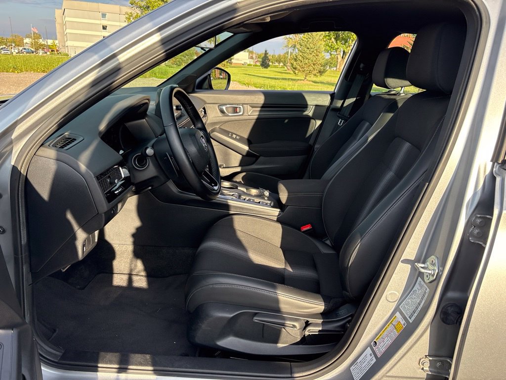Used 2023 Honda Civic Sport image 14