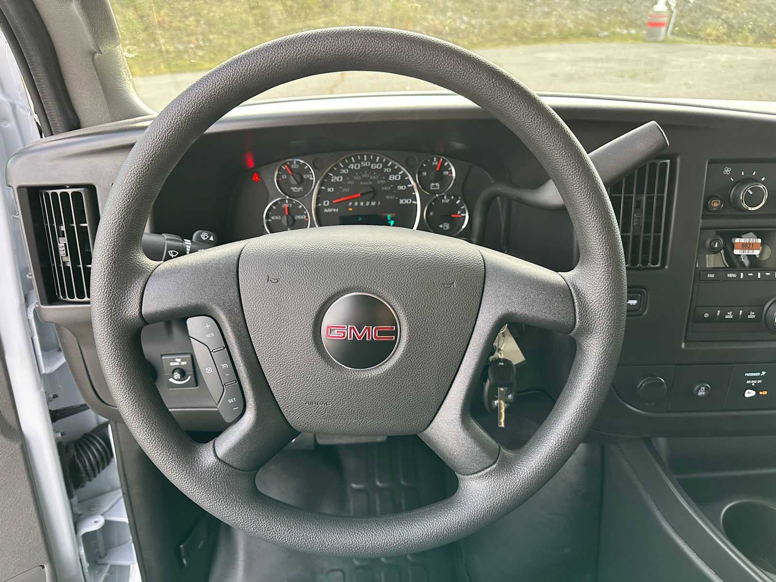 New 2025 GMC Savana 3500 Extended w/ Driver Convenience Package RWD image 24