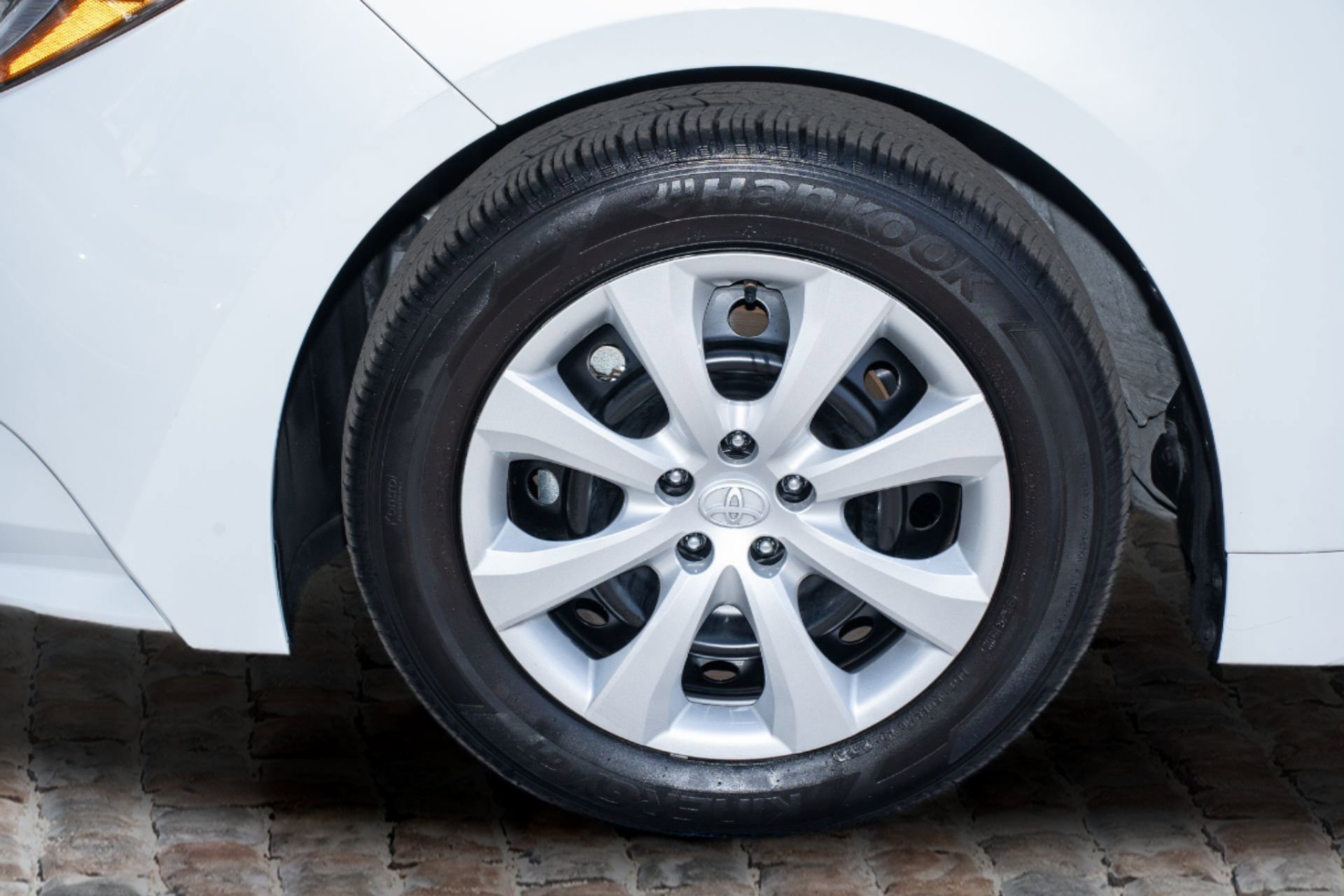 Used 2024 Toyota Corolla LE image 37