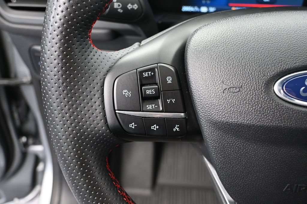 Used 2023 Ford Escape ST-Line w/ Tech Pack #1 AWD/4WD image 21