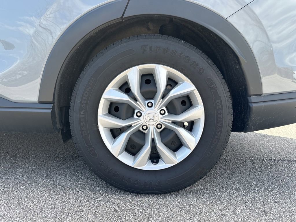 Used 2025 Honda CR-V LX image 5