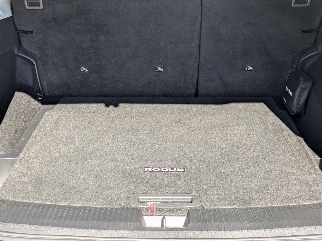 Certified 2024 Nissan Rogue S image 13