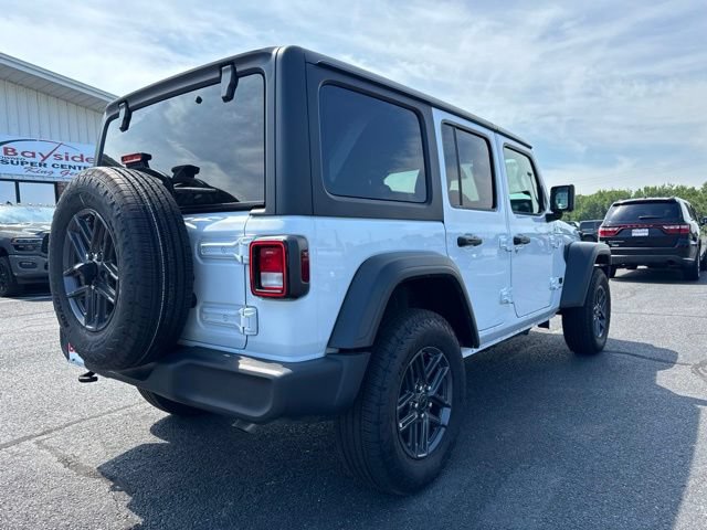 Used 2025 Jeep Wrangler Unlimited Sport AWD/4WD image 15