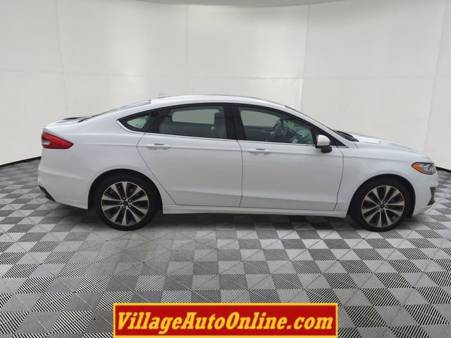 Used 2020 Ford Fusion SE image 36