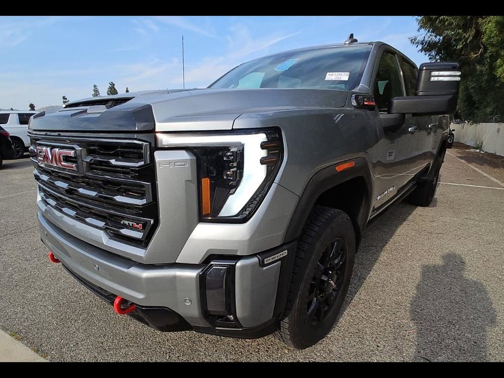 Used 2024 GMC Sierra 2500 AT4 w/ AT4 Premium Plus Package AWD/4WD image 10