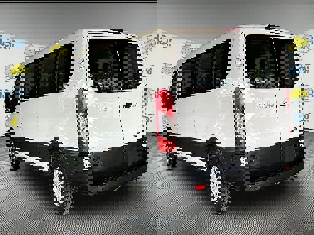 Used 2024 Ford Transit 350 XLT image 4