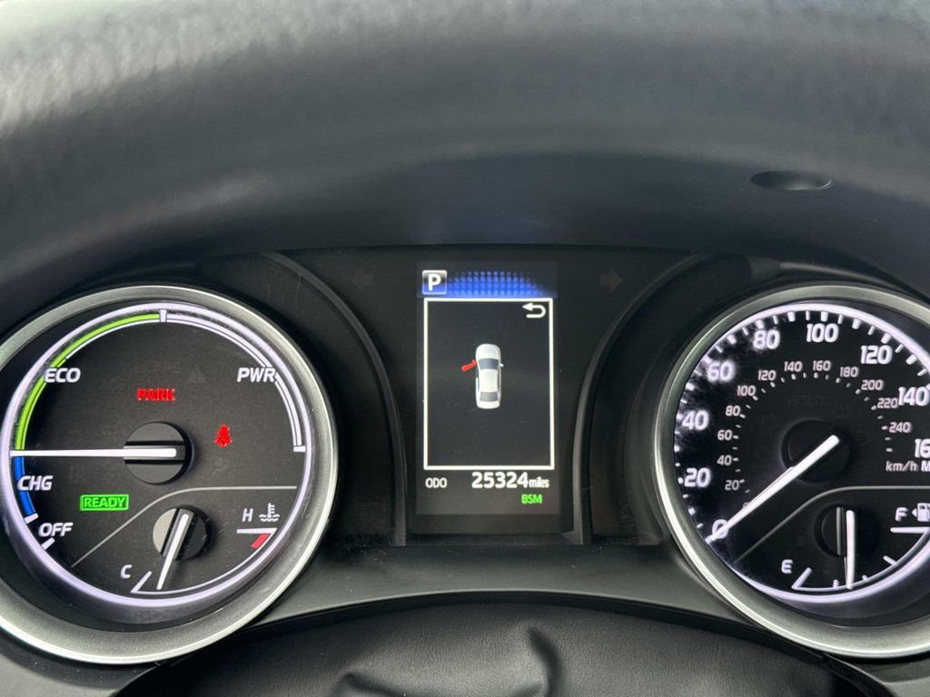 Used 2023 Toyota Camry LE image 21