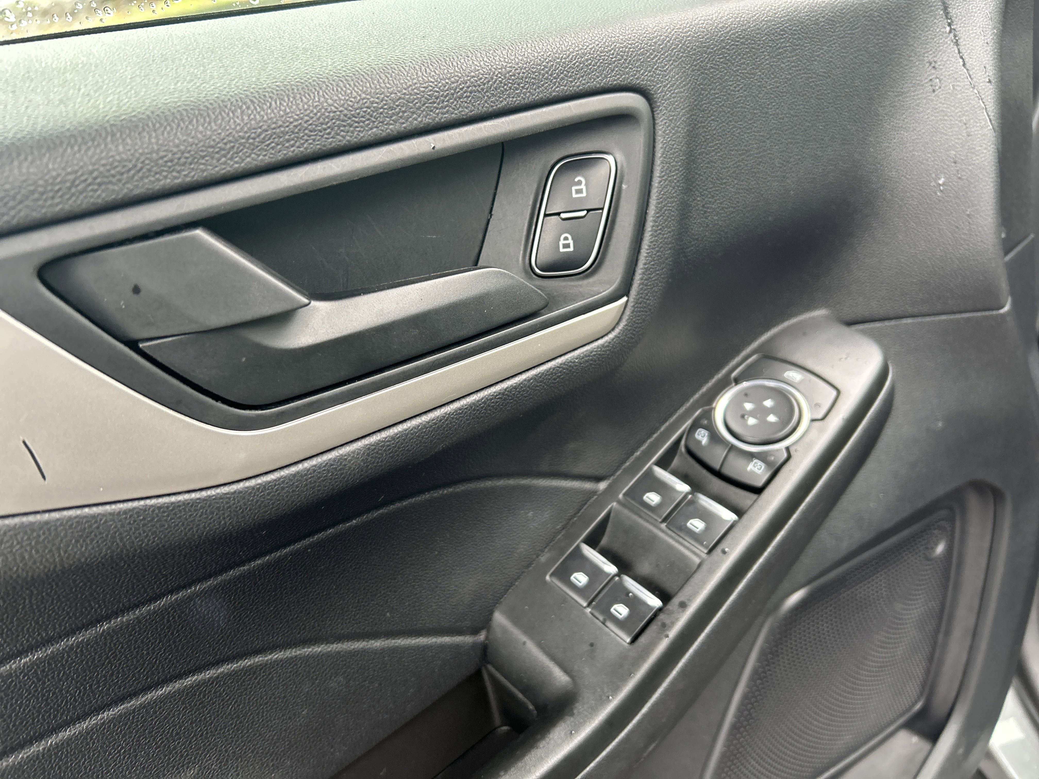 Certified 2022 Ford Escape SE image 14