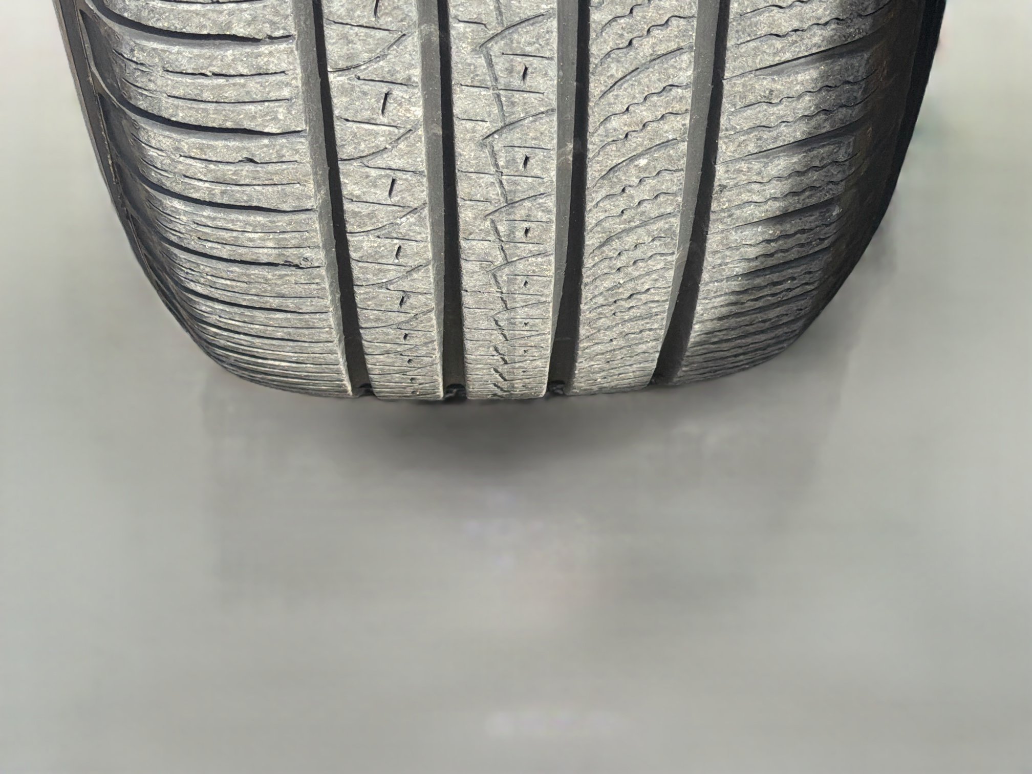 Used 2025 Land Rover Defender 110 S AWD/4WD image 43