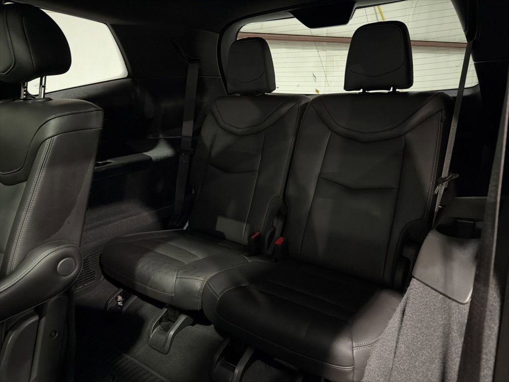 Used 2023 Cadillac XT6 Premium Luxury image 34