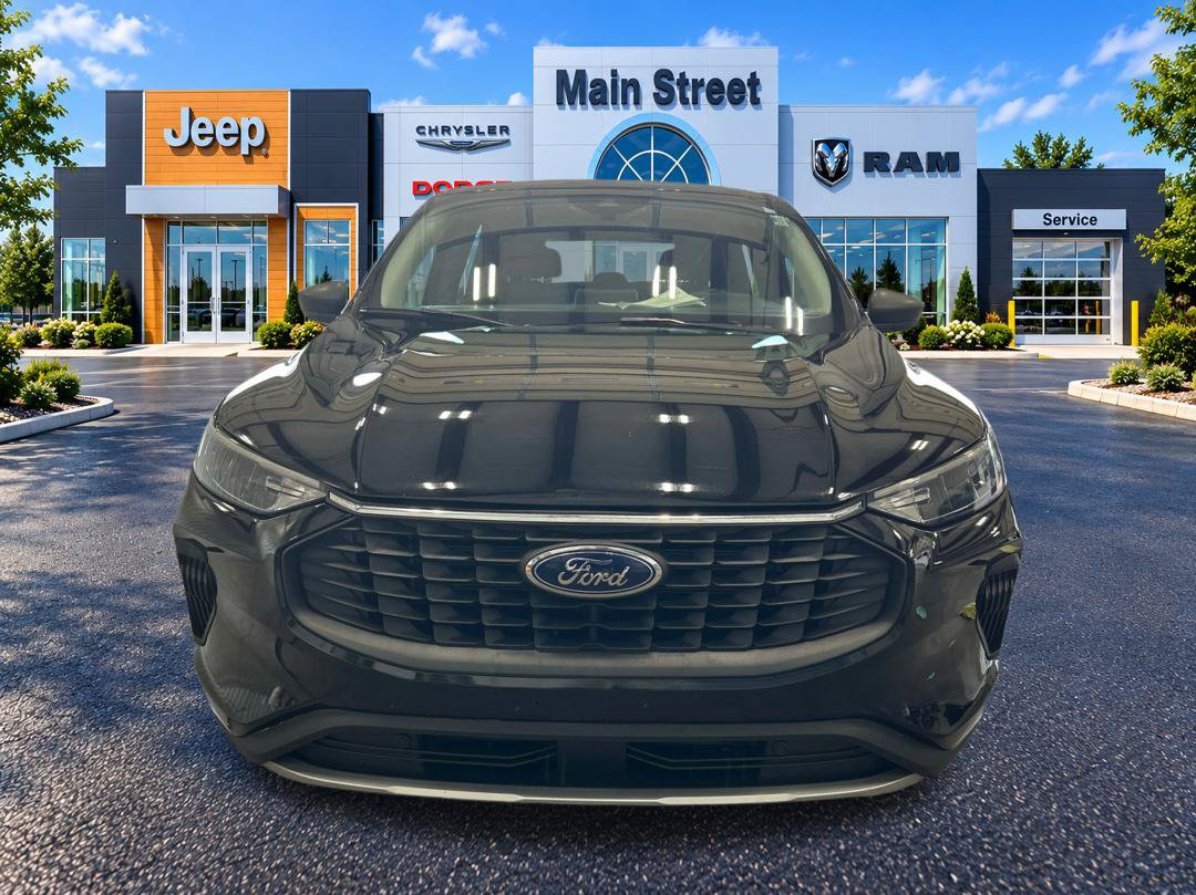 Used 2023 Ford Escape Active FWD image 8