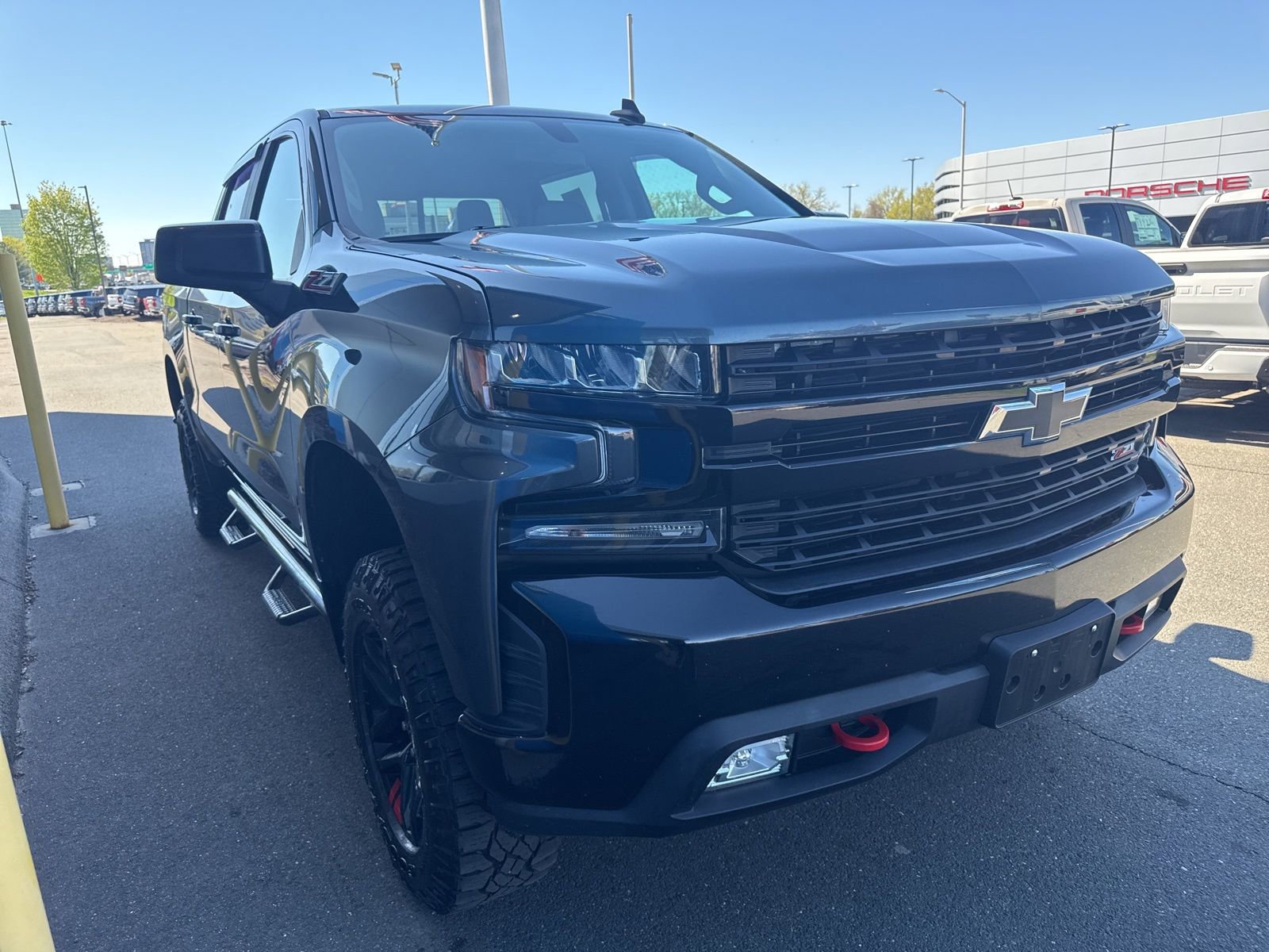 Used 2020 Chevrolet Silverado 1500 LT Trail Boss AWD/4WD image 4