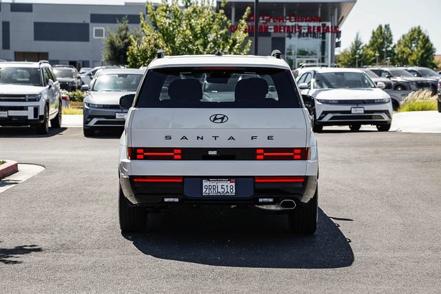 Certified 2025 Hyundai Santa Fe Calligraphy FWD image 4
