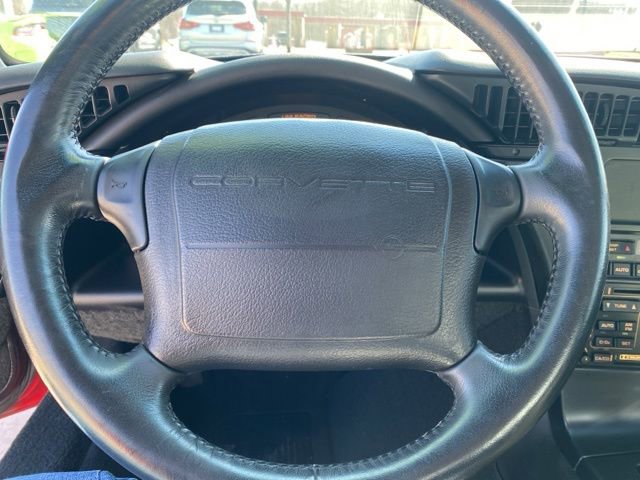 Used 1993 Chevrolet Corvette Coupe RWD image 16