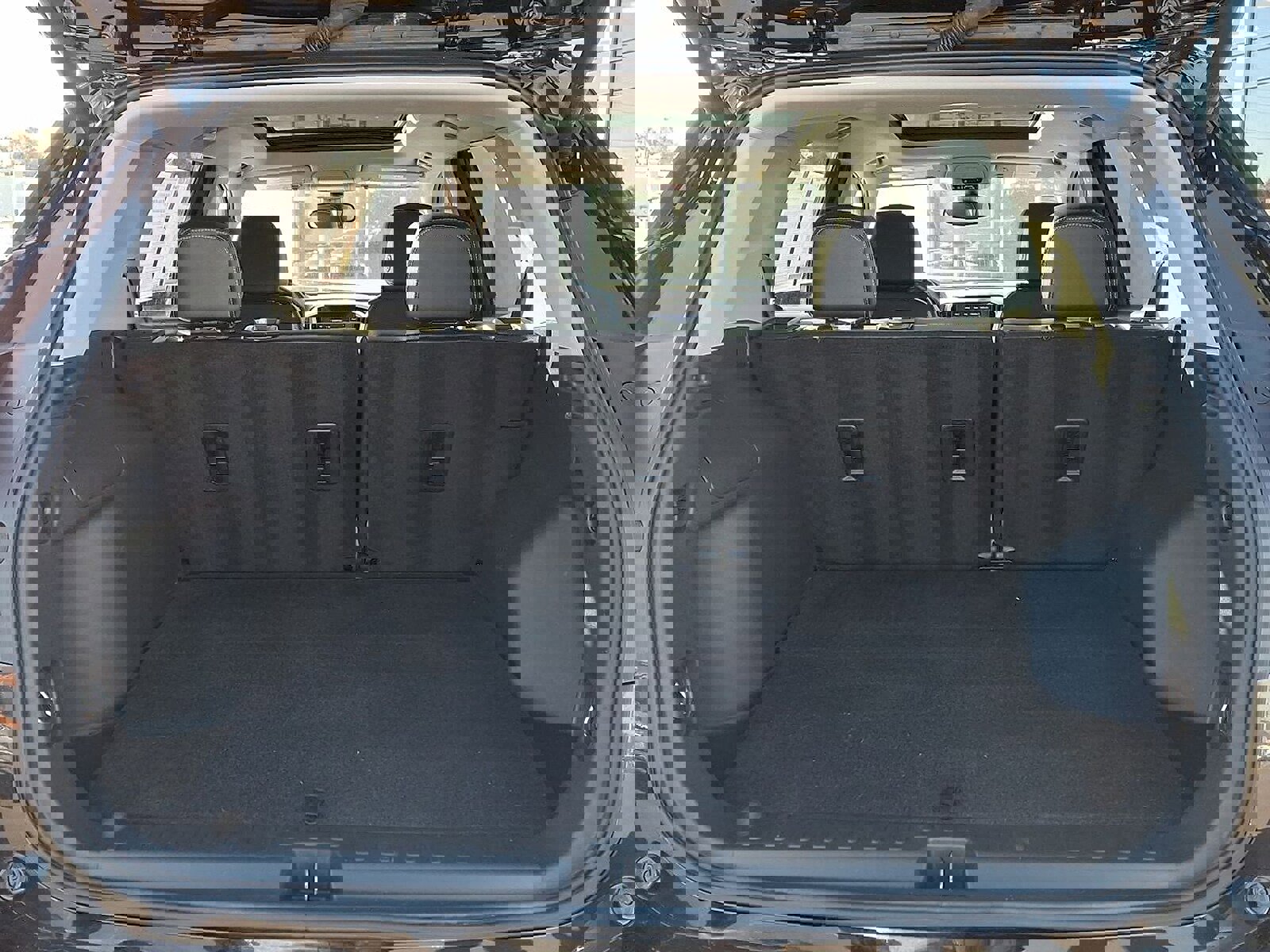 Certified 2023 GMC Terrain SLT w/ Tech Package image 26