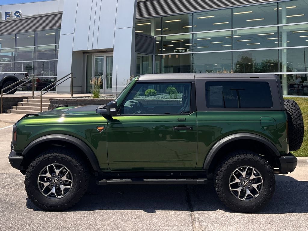 Used 2022 Ford Bronco Badlands AWD/4WD image 3
