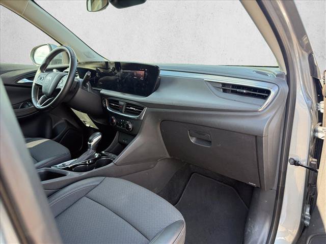 Used 2025 Buick Encore GX Preferred FWD image 12