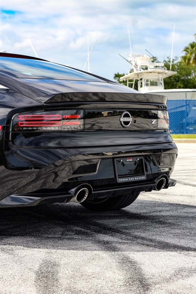 Used 2024 Nissan Z Performance w/ Floor Mat Package image 17