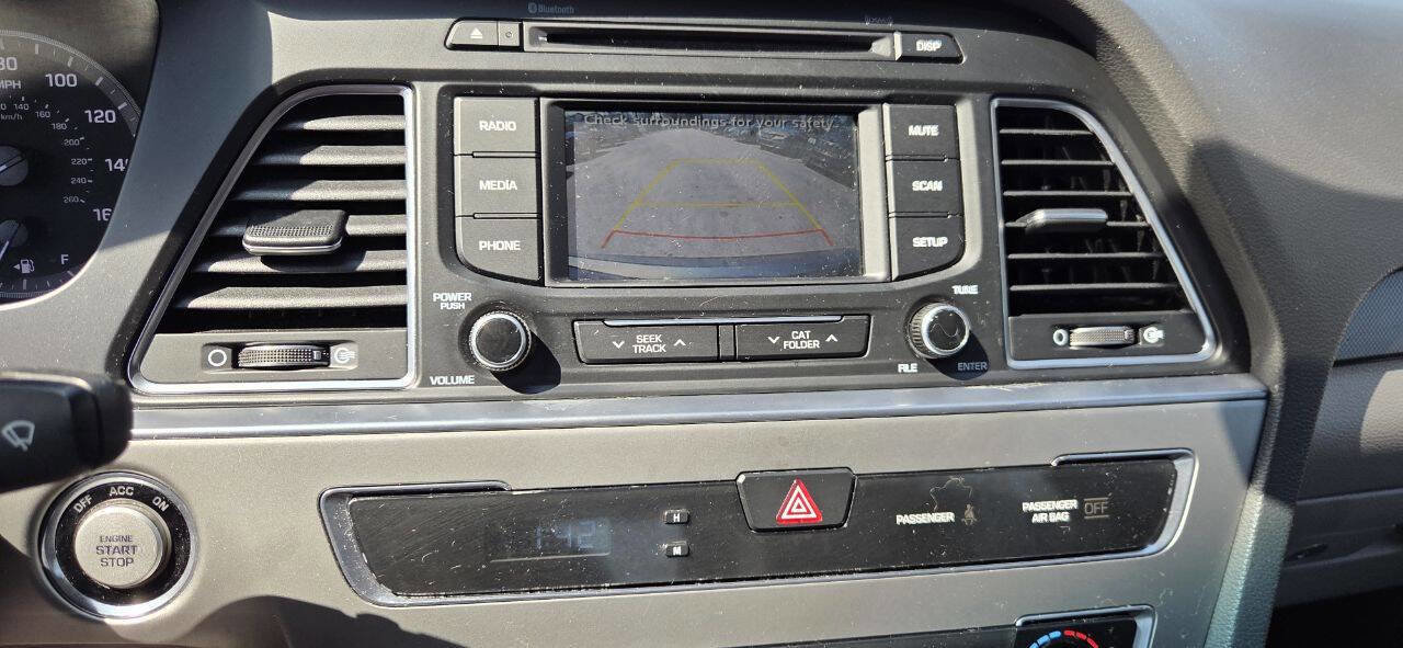 Used 2015 Hyundai Sonata Sport w/ Option Group 03 image 22