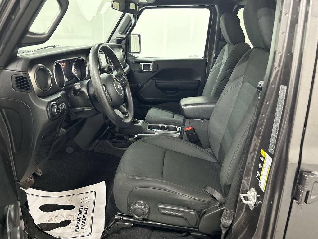 Used 2021 Jeep Wrangler Unlimited Sport AWD/4WD image 9