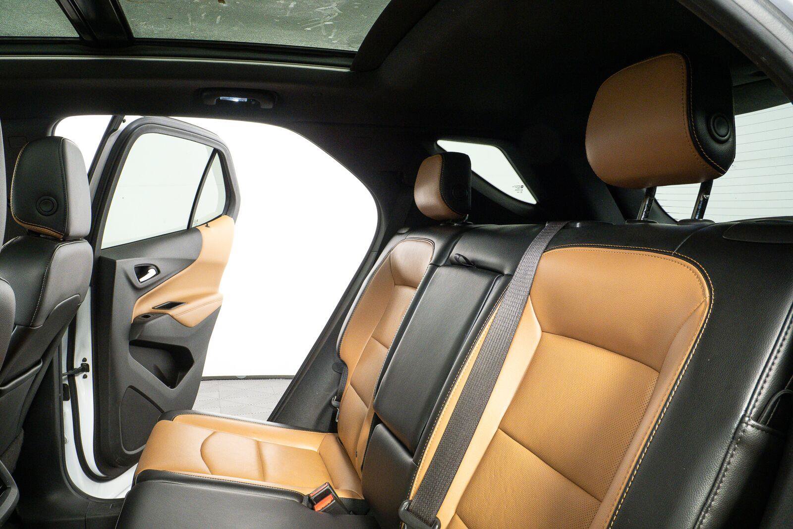 Used 2018 Chevrolet Equinox Premier FWD image 21