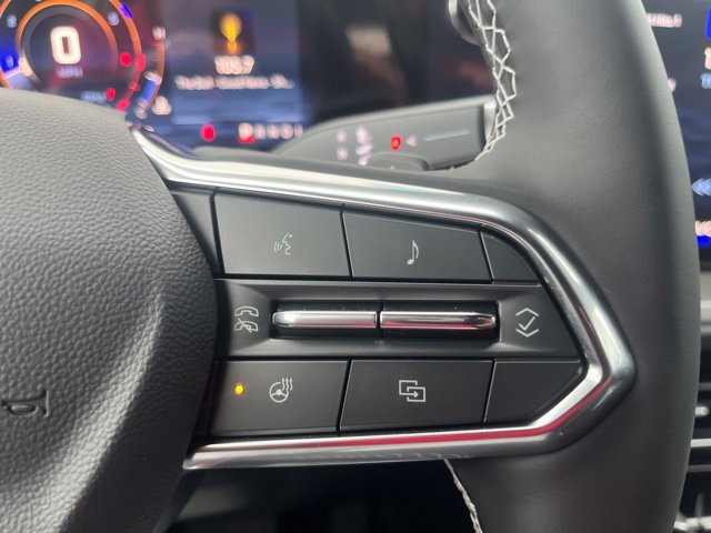 New 2027 Chevrolet Traverse LT FWD image 25