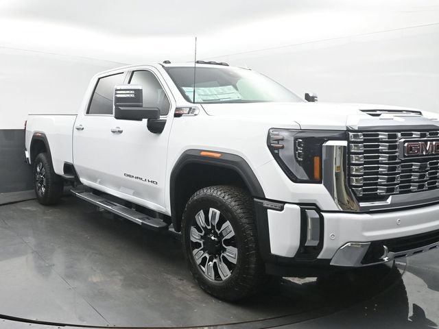 New 2026 GMC Sierra 2500 Denali w/ Denali Reserve Package AWD/4WD image 4