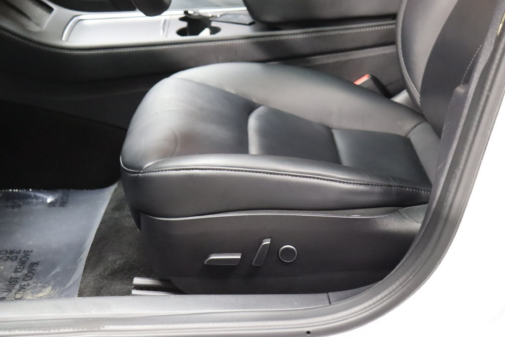 Used 2023 Tesla Model 3 Standard Range RWD image 28