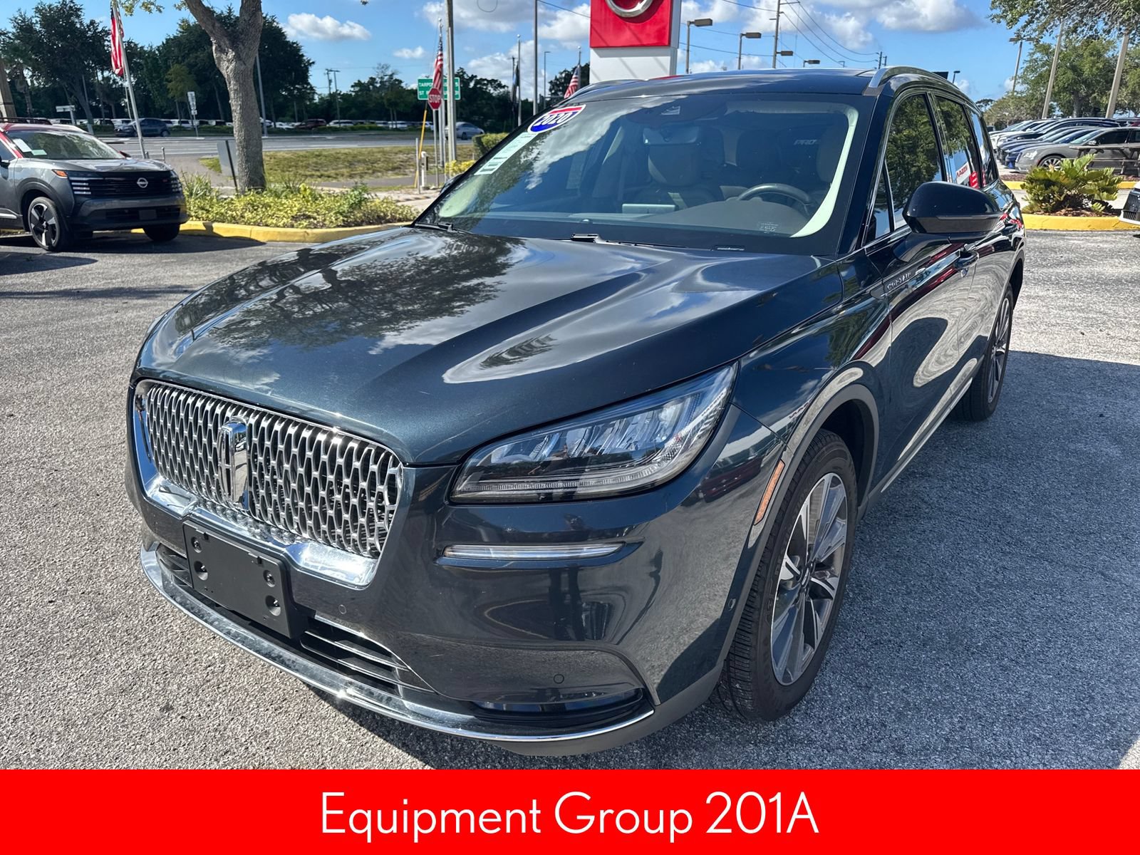 Used 2020 Lincoln Corsair Reserve w/ Equipment Group 201A FWD image 4