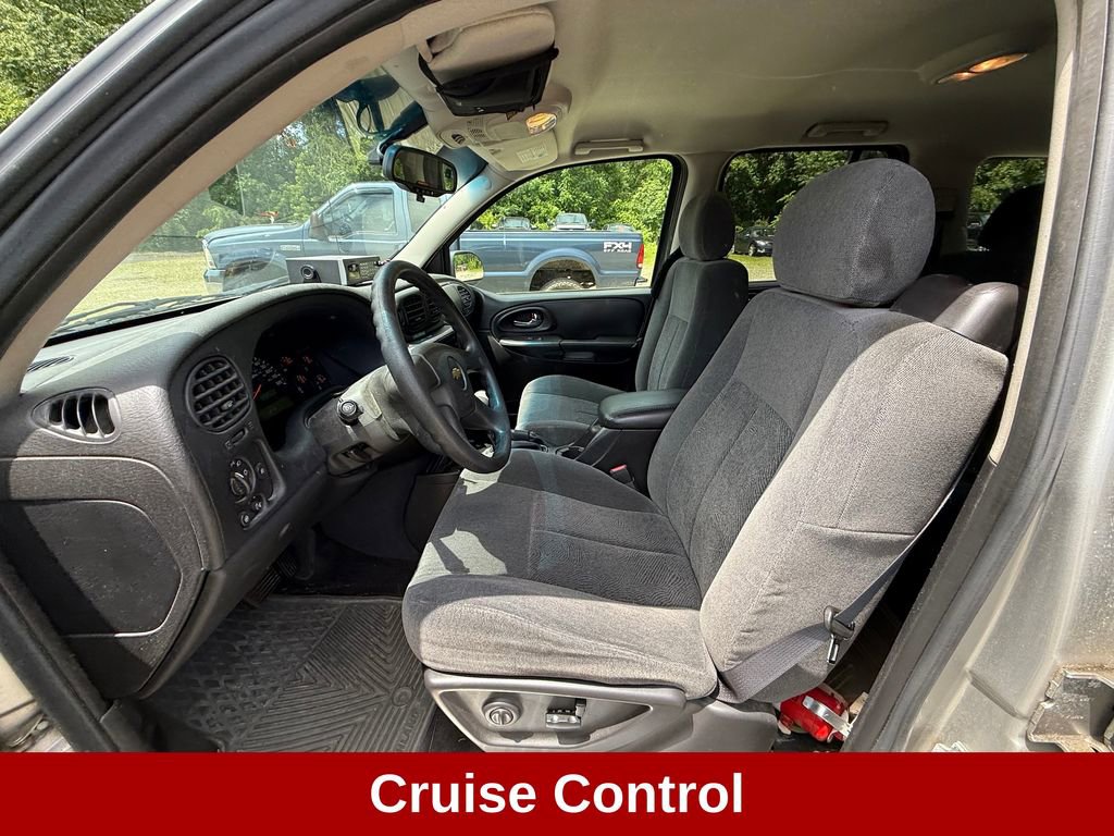 Used 2005 Chevrolet TrailBlazer LT AWD/4WD image 13