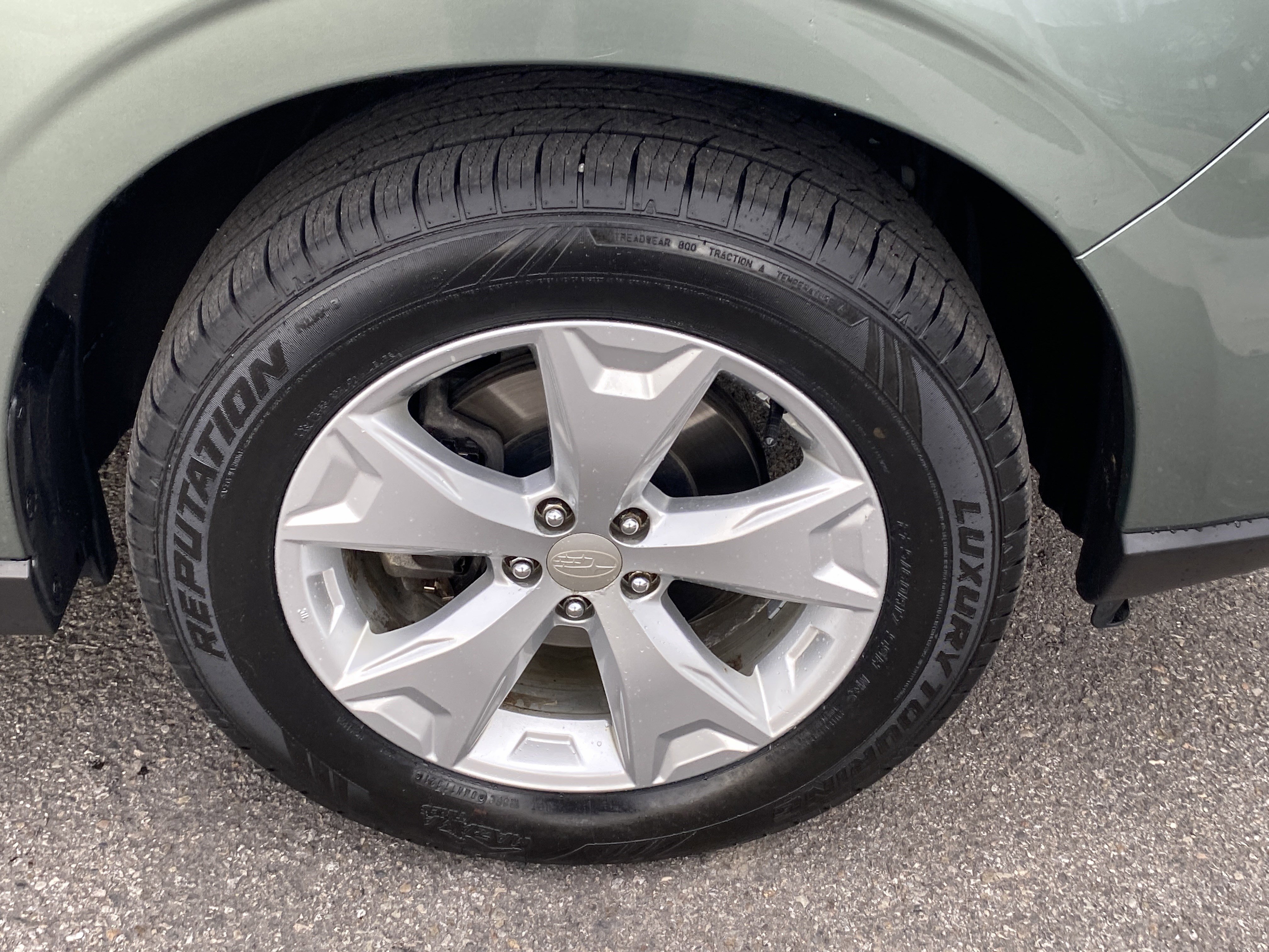 Used 2014 Subaru Forester 2.5i Premium w/ Popular Package #2 image 28