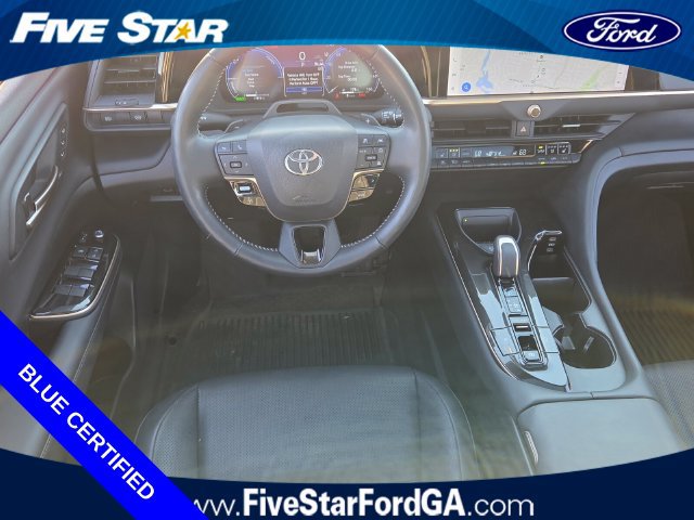 Used 2024 Toyota Crown Platinum AWD/4WD image 13