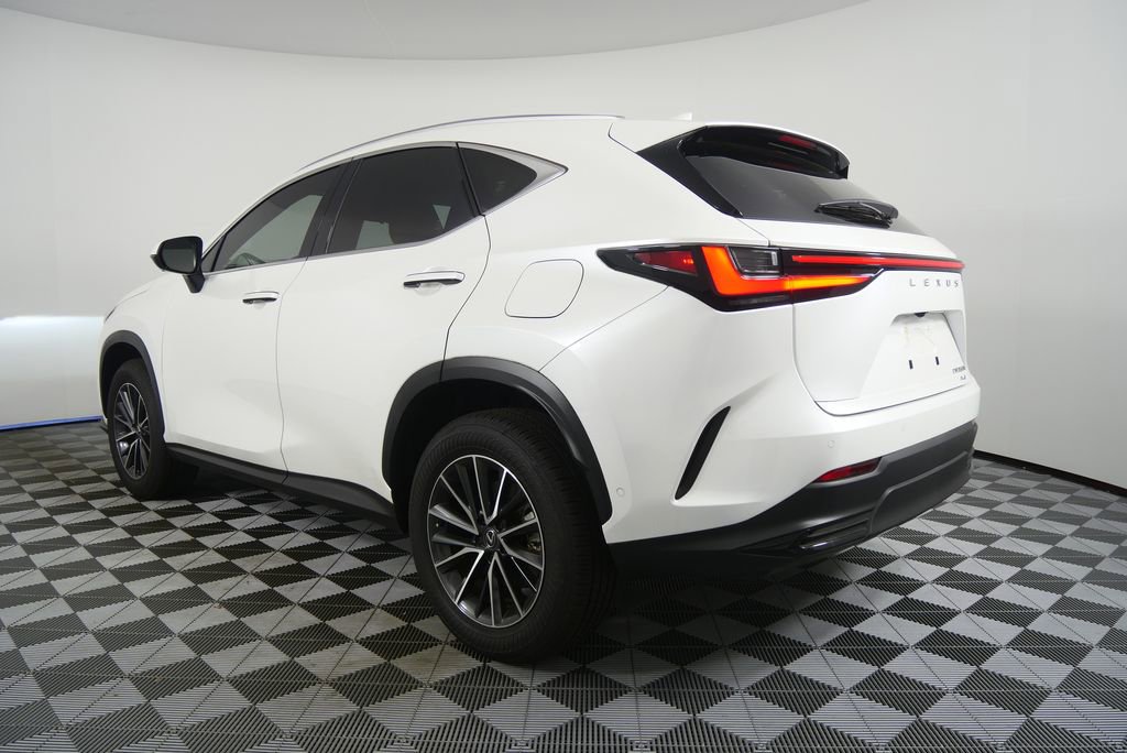 Used 2024 Lexus NX 300h AWD w/ Luxury Package image 5