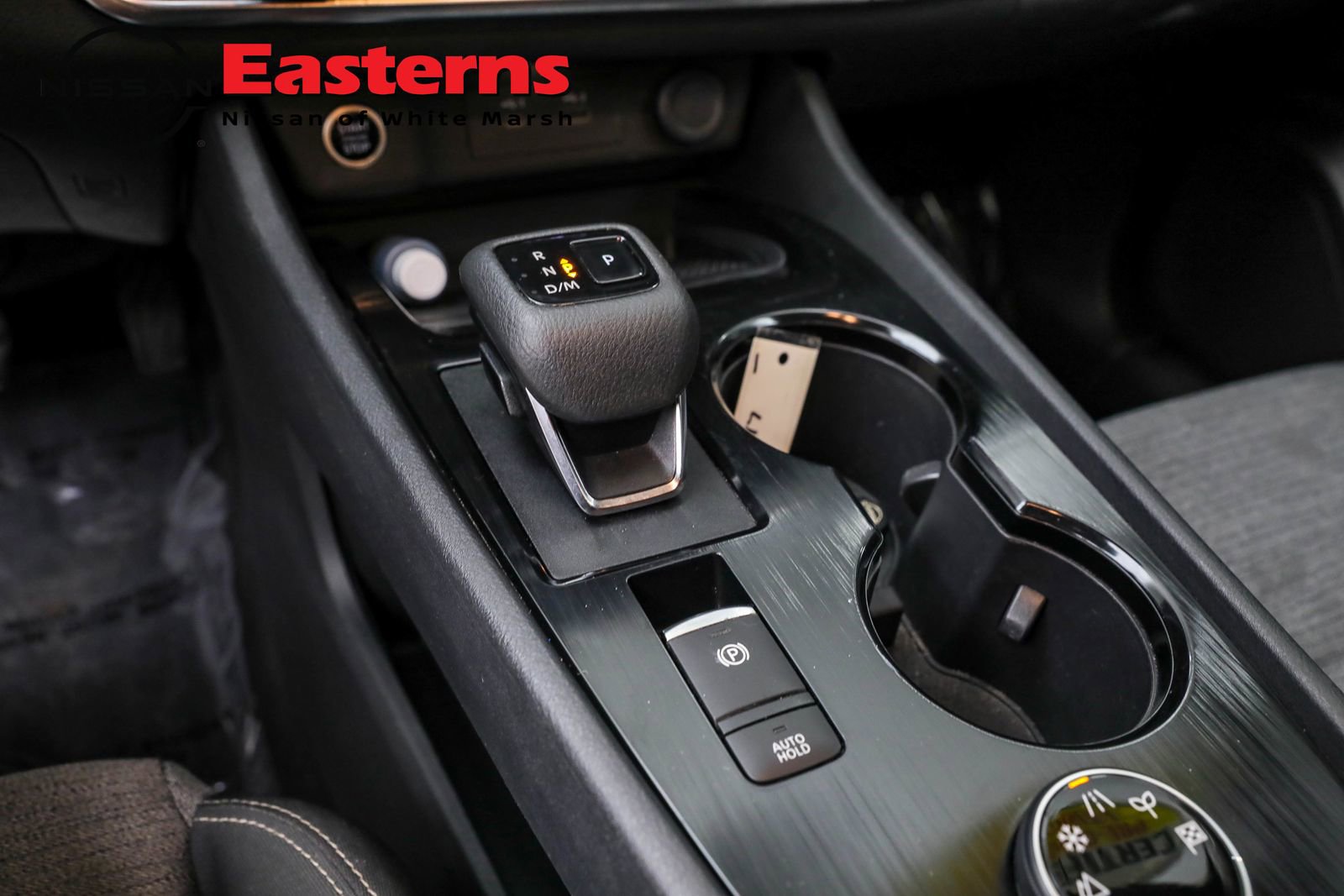 Used 2022 Nissan Rogue SV image 45