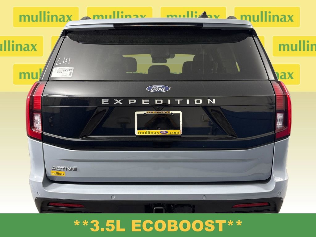 New 2026 Ford Expedition Active RWD image 9