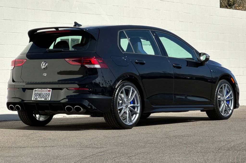 Used 2024 Volkswagen Golf R image 7