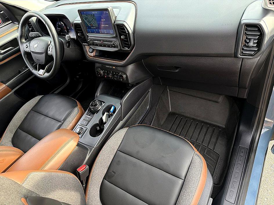 Used 2024 Ford Bronco Sport Outer Banks w/ Tech Package image 21