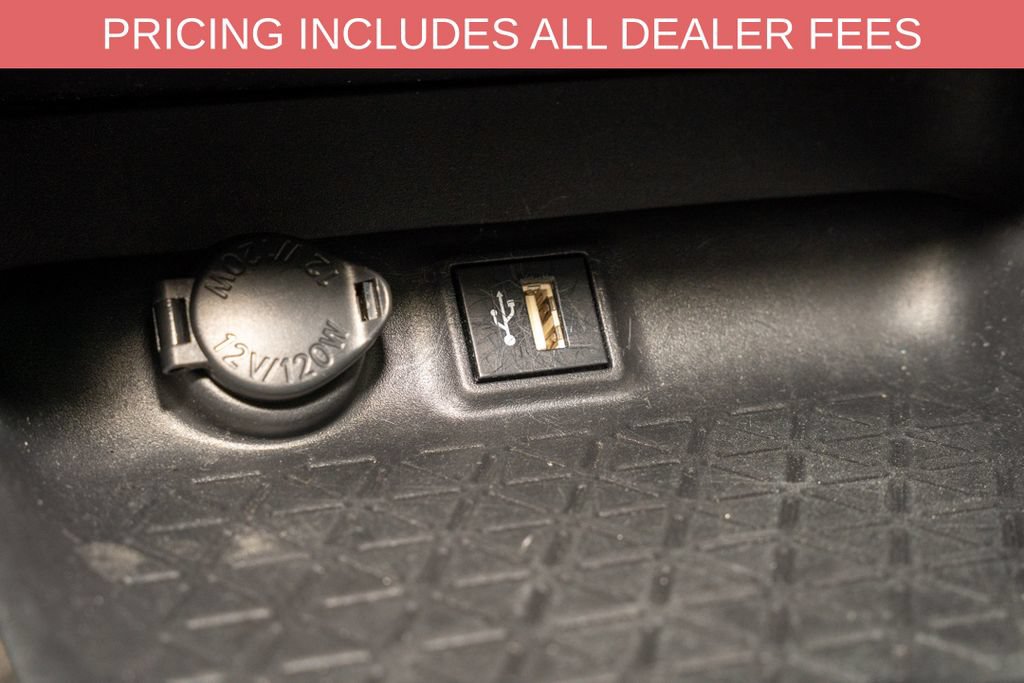 Used 2024 Toyota RAV4 XLE FWD image 14