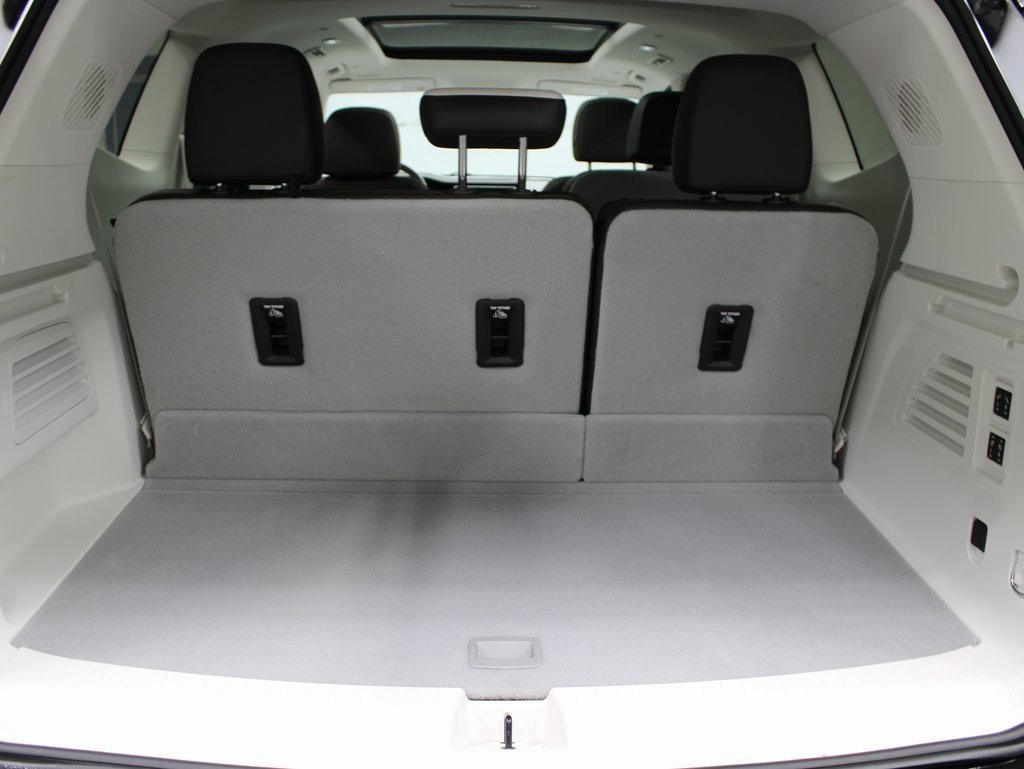 Used 2024 GMC Acadia Denali image 41