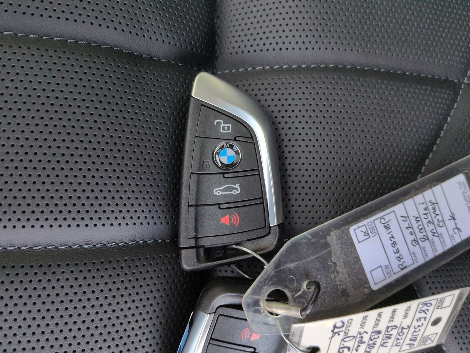 Used 2026 BMW i7 xDrive60 w/ M Sport Package RWD image 38