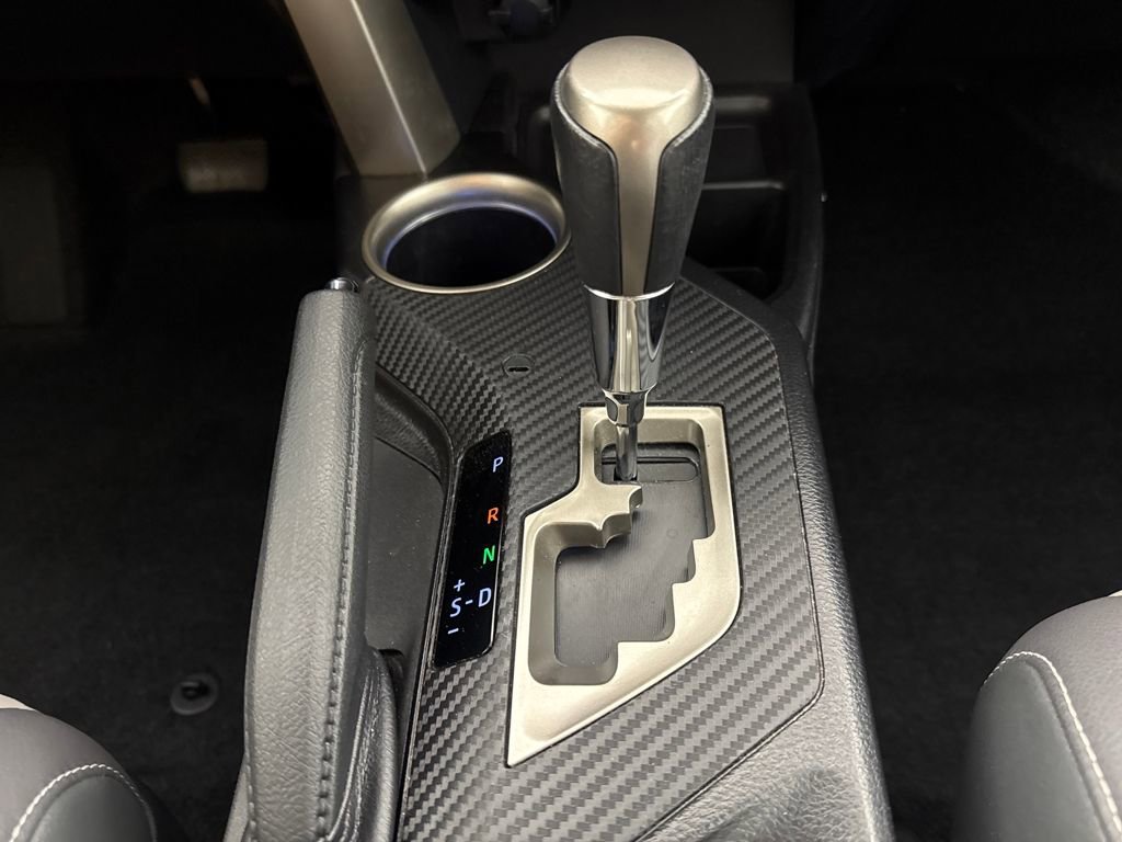 Used 2015 Toyota RAV4 Limited w/ Technology Package image 18