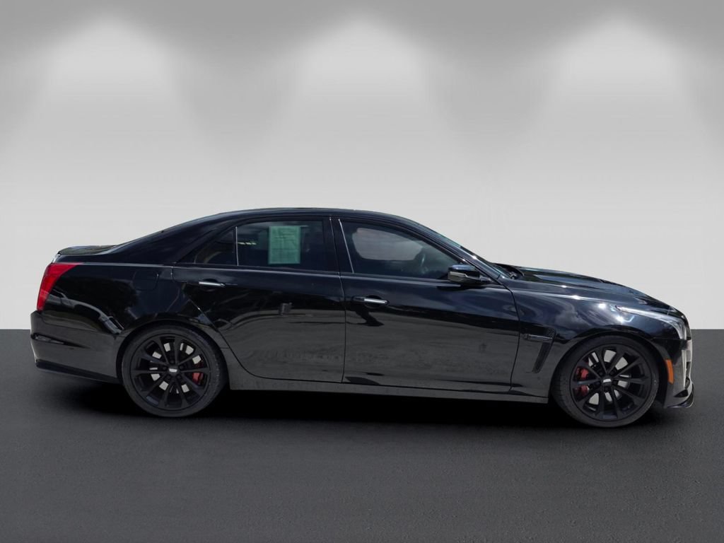 Used 2019 Cadillac CTS V w/ Luxury Package RWD image 3