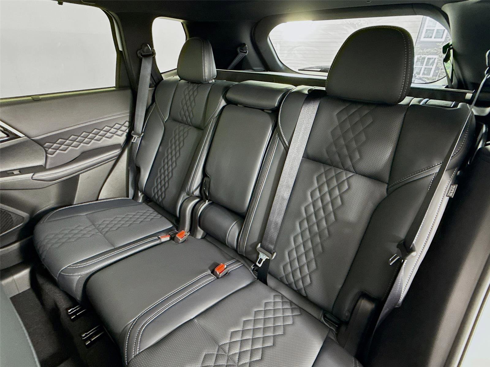 New 2025 Mitsubishi Outlander SEL Black Edition image 25