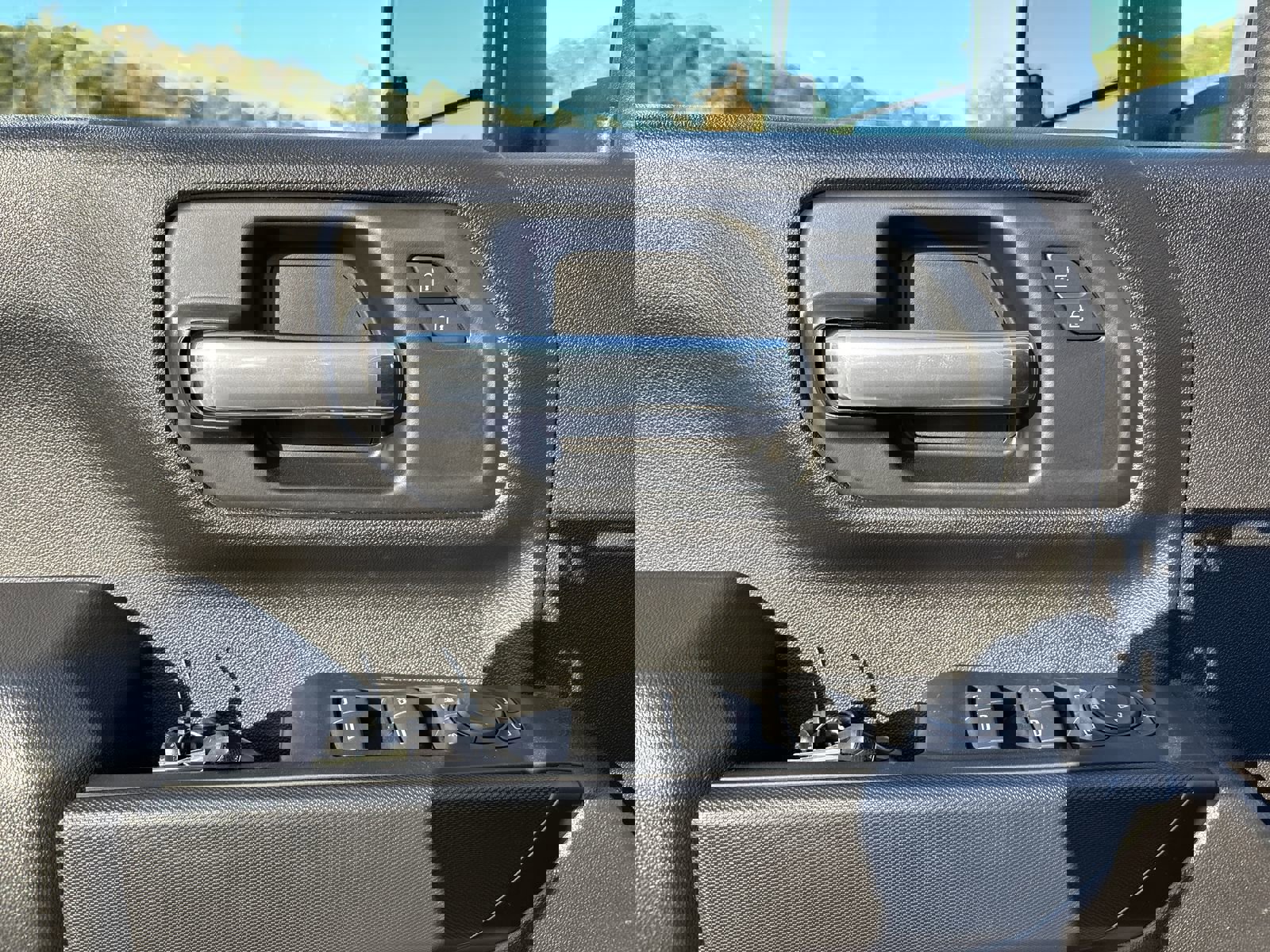 New 2026 Chevrolet Silverado 2500 Custom w/ Custom Value Package image 17