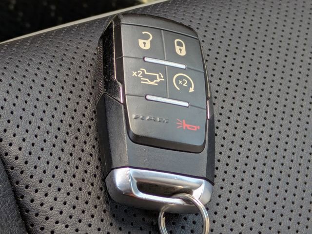 Used 2020 RAM 3500 Limited image 39