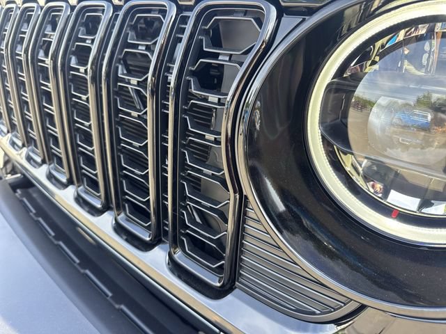 New 2026 Jeep Gladiator Mojave AWD/4WD image 16