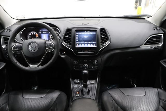 Used 2021 Jeep Cherokee Latitude Lux w/ Comfort/Convenience Group AWD/4WD image 29