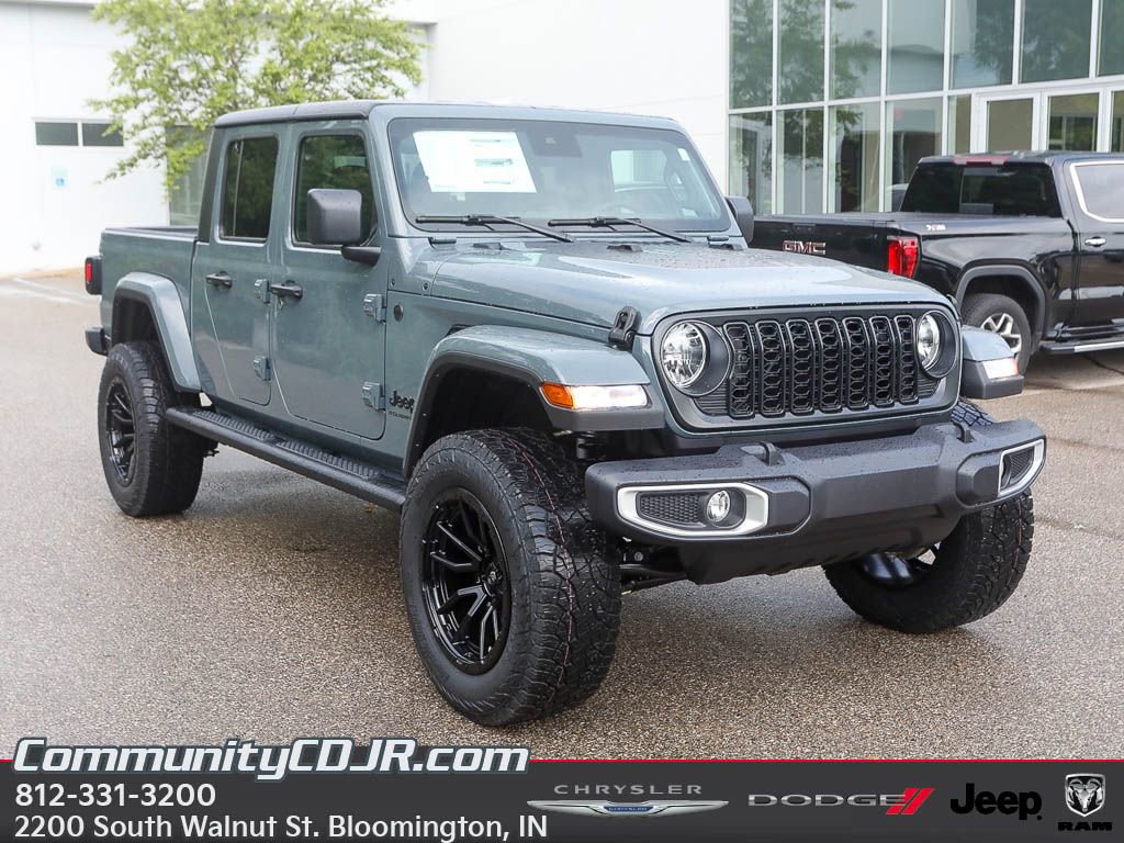 New 2025 Jeep Gladiator Sport AWD/4WD image 12