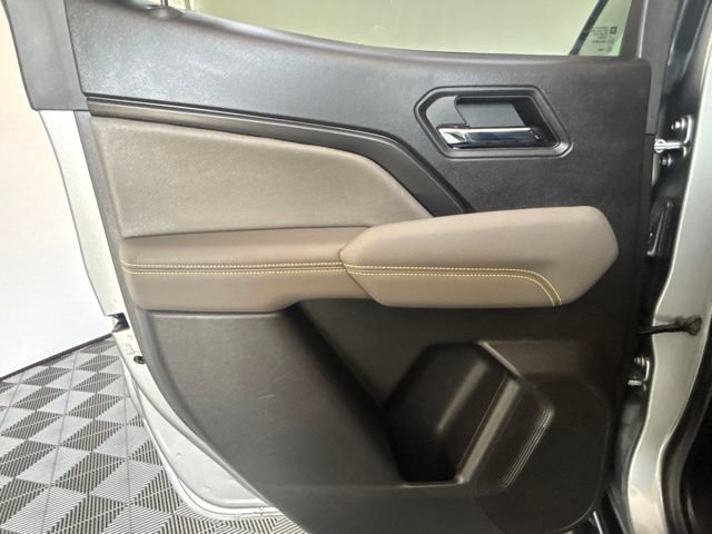 Used 2024 Chevrolet Colorado ZR2 w/ ZR2 Convenience Package III AWD/4WD image 24
