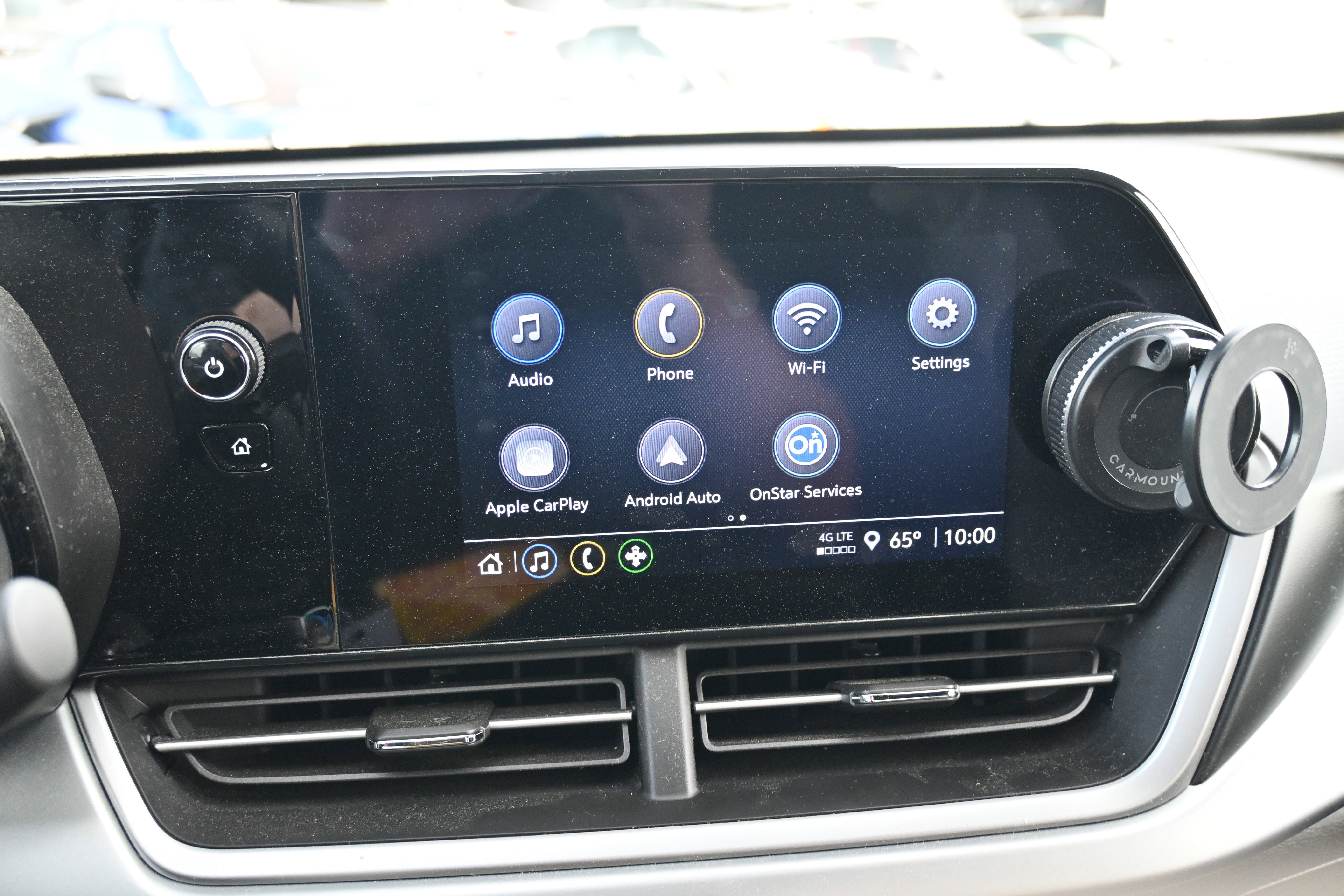 Used 2024 Chevrolet Trax RS w/ Sunroof Package image 8